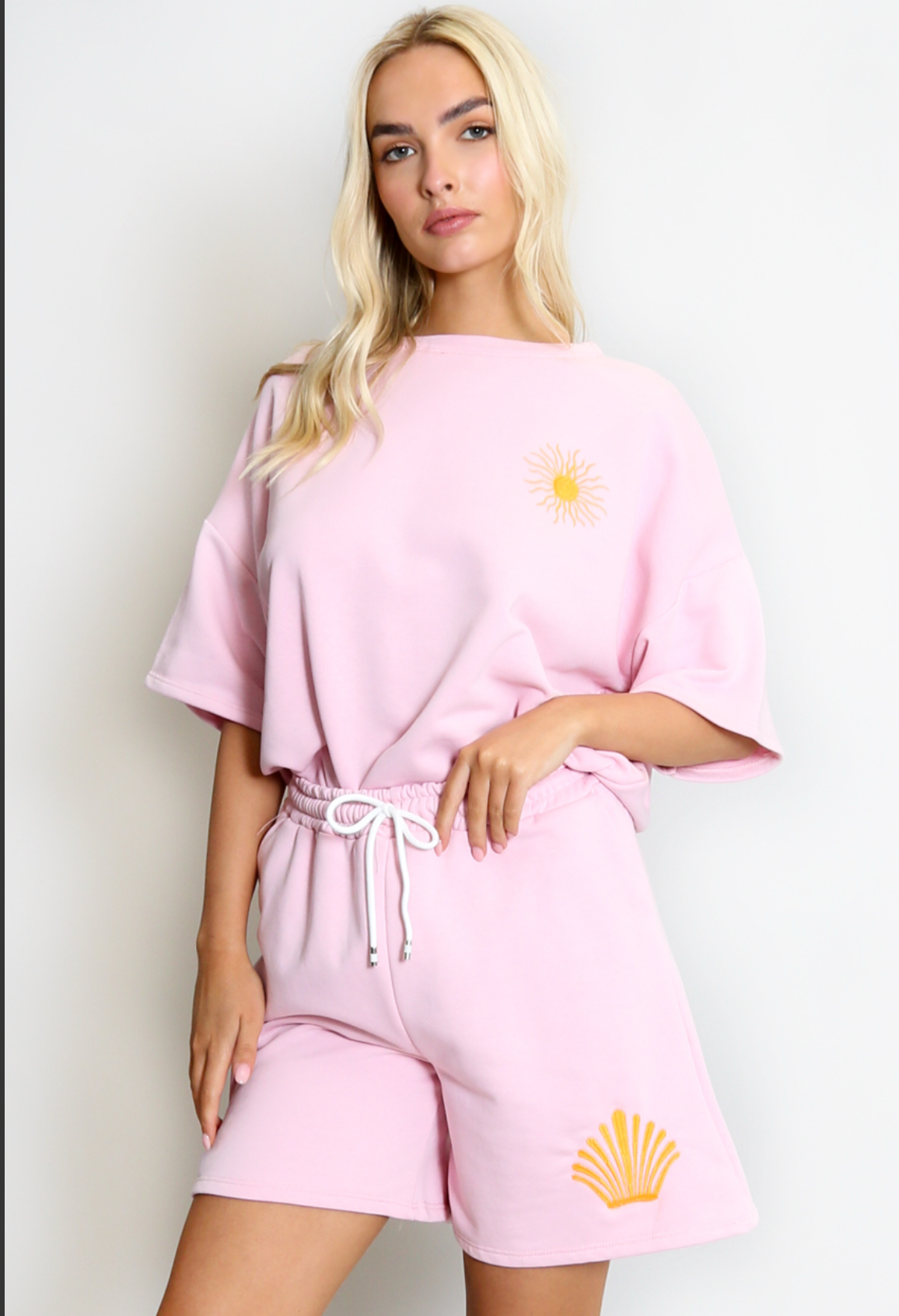 Sun Embossed T-Shirt And Shorts Se