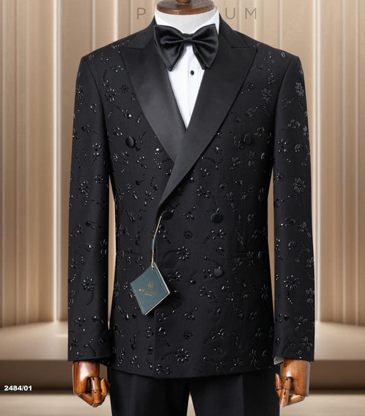 Top Wedding Suits for Grooms in London 2025: Classic, Modern, and Tailored Options